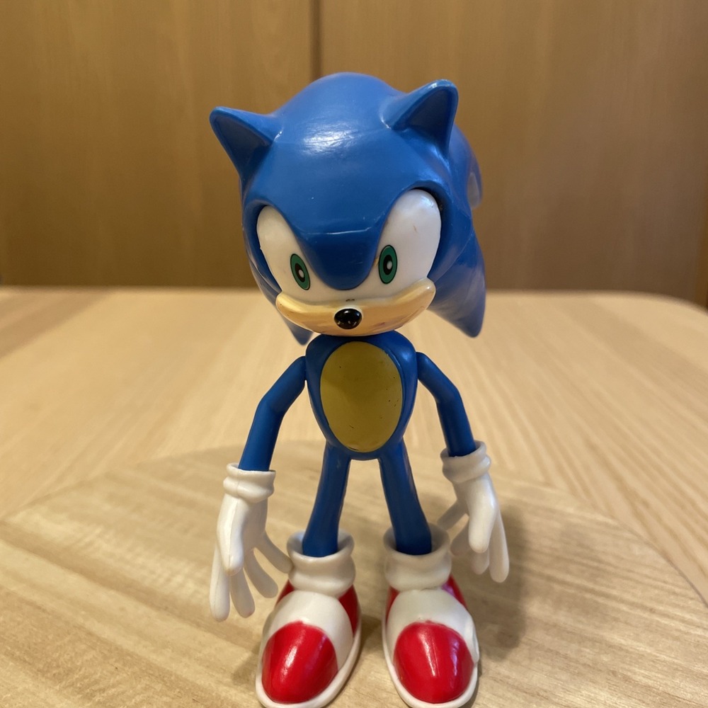 Sonic the Hedgehog Action Figure 4" Poseable Movable Arms Head Figure